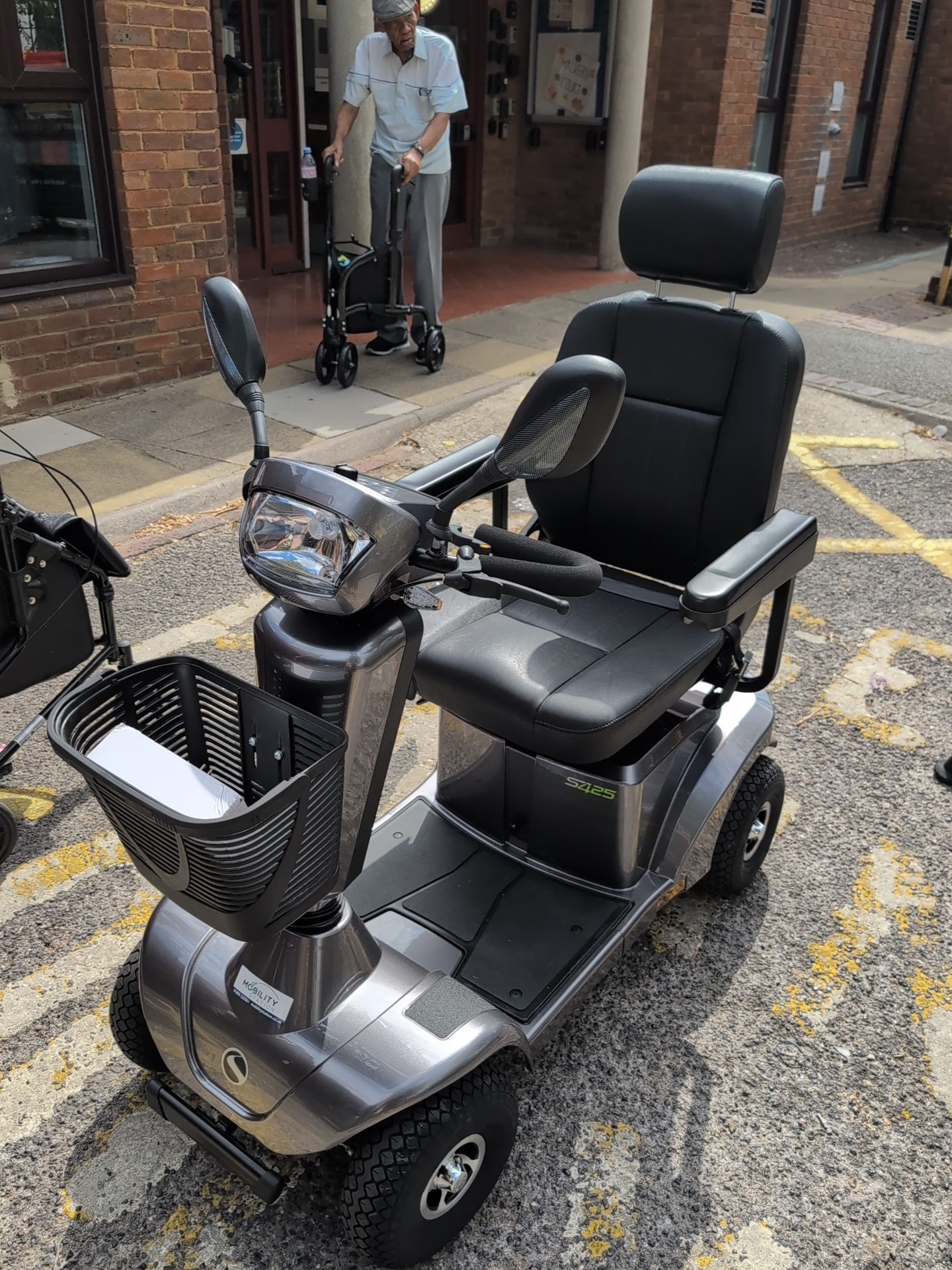 Pavement mobility scooter supplied by Heathrow branch