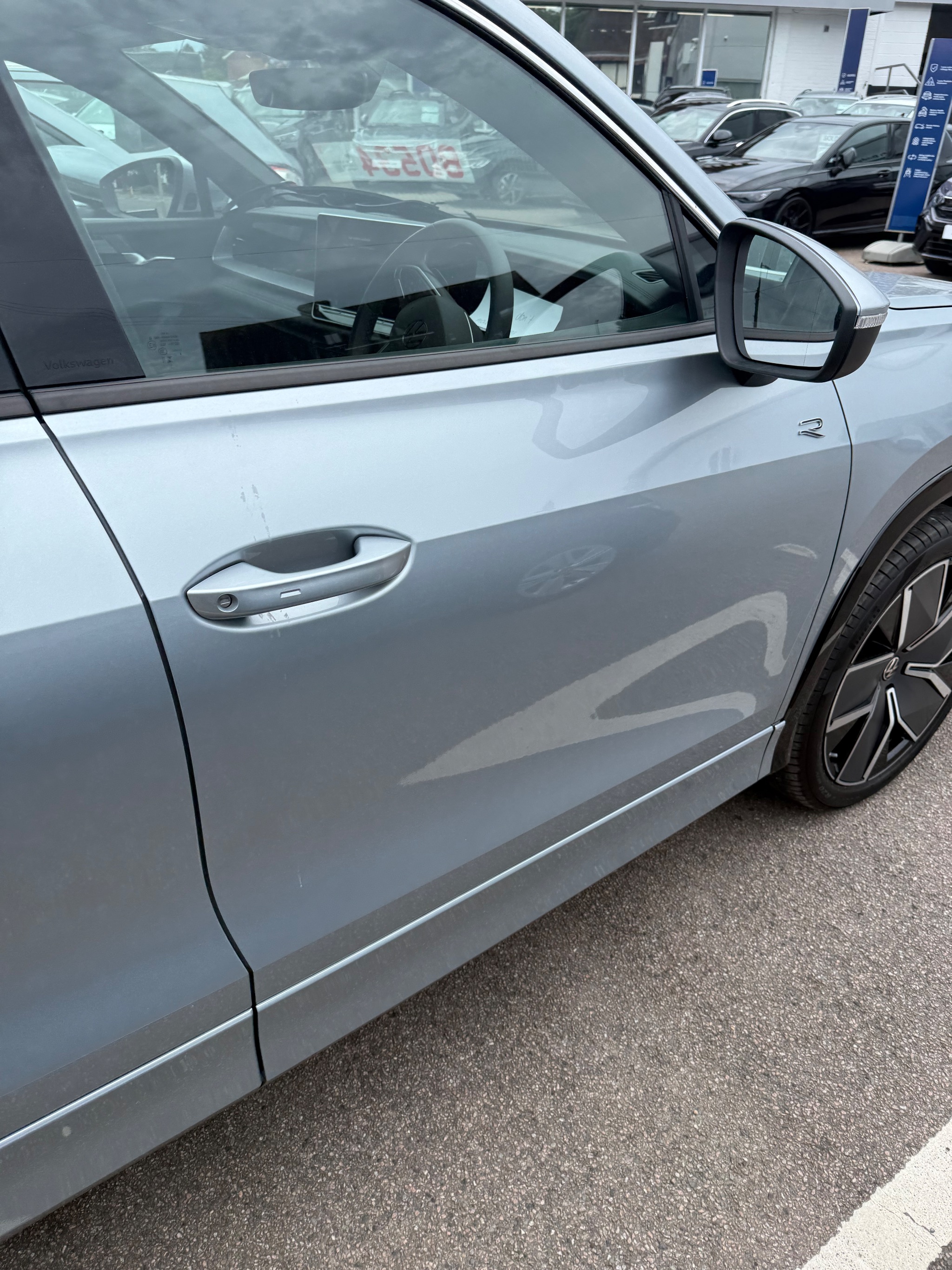 Push brake and over-ring accelerator fitted to a Volkswagen Tayron