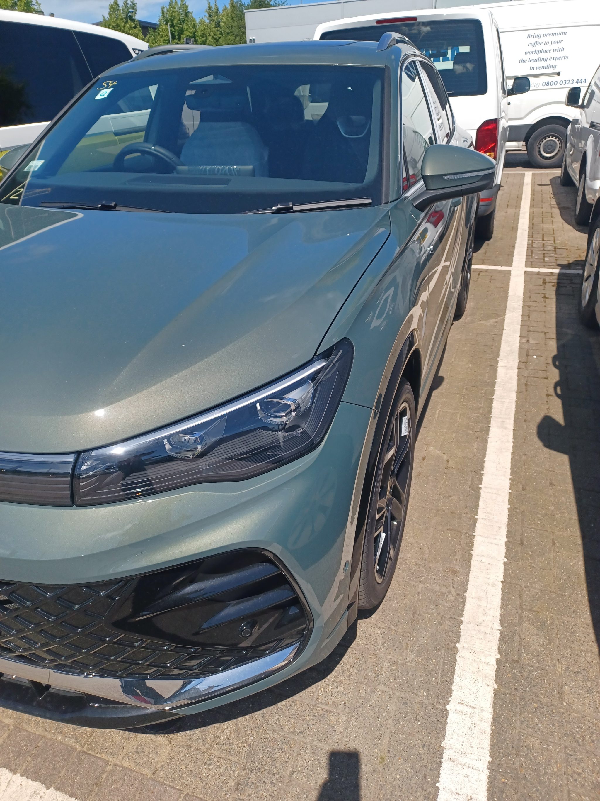 Guidosimplex driving controls fitted to a Volkswagen Tiguan