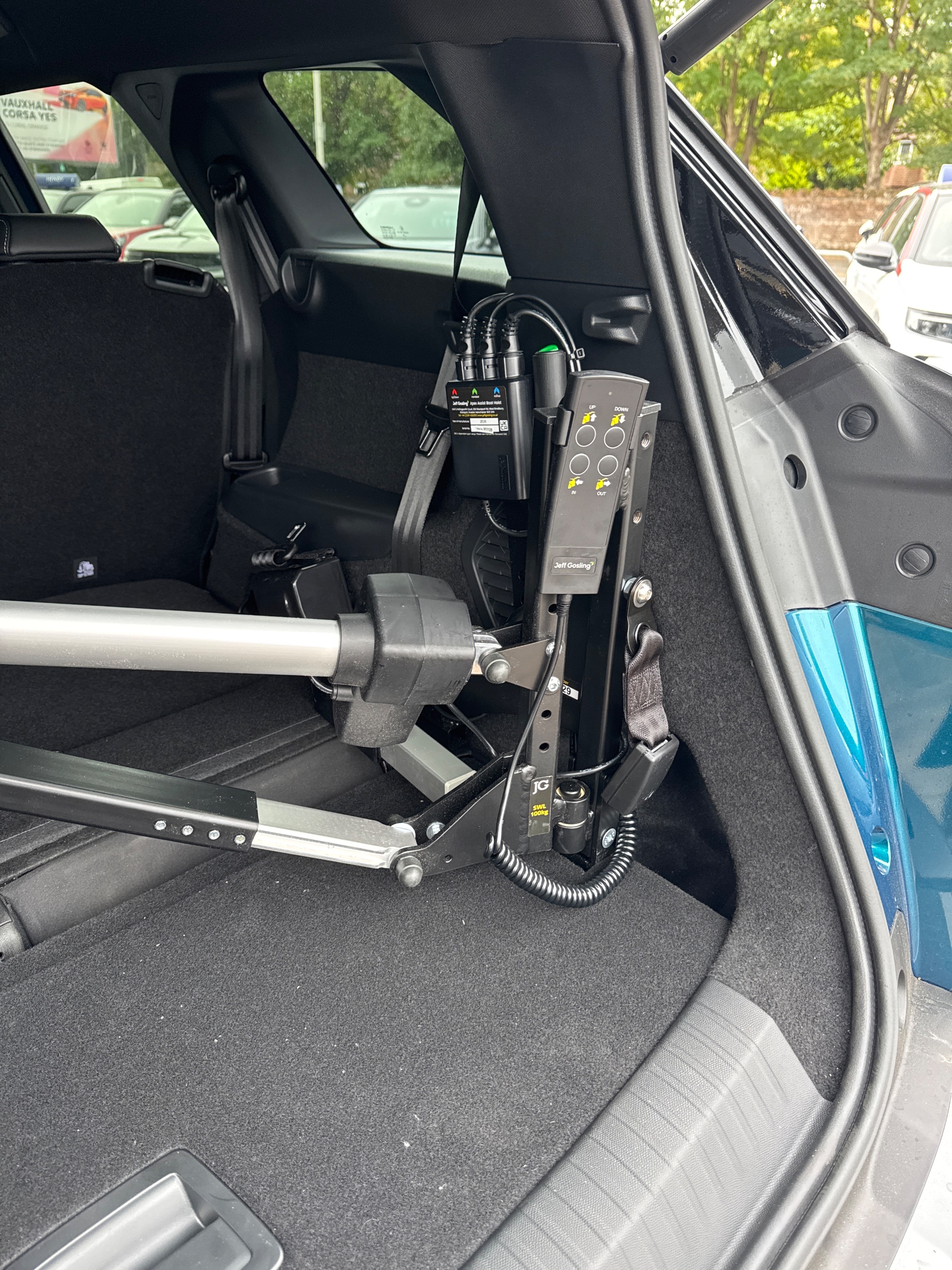 4-way boot hoist fitted to a Peugeot 5008 in Ferndown