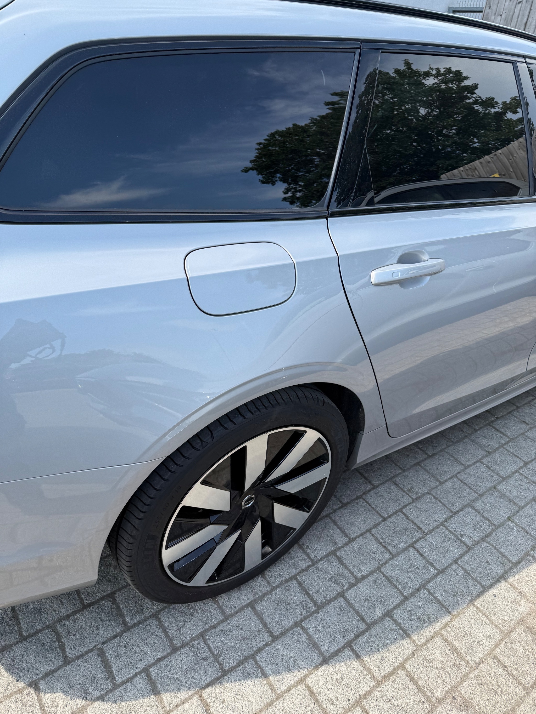 Push-pull hand controls fitted to a Volvo V90 estate