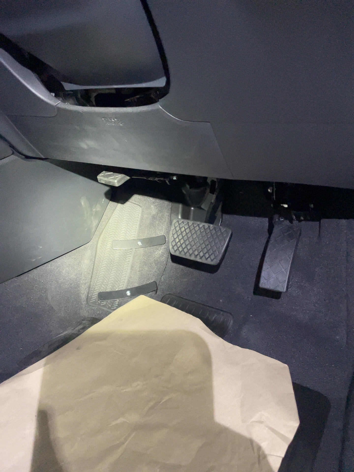 Jeff Gosling left foot accelerator installed in a Honda ZR-V