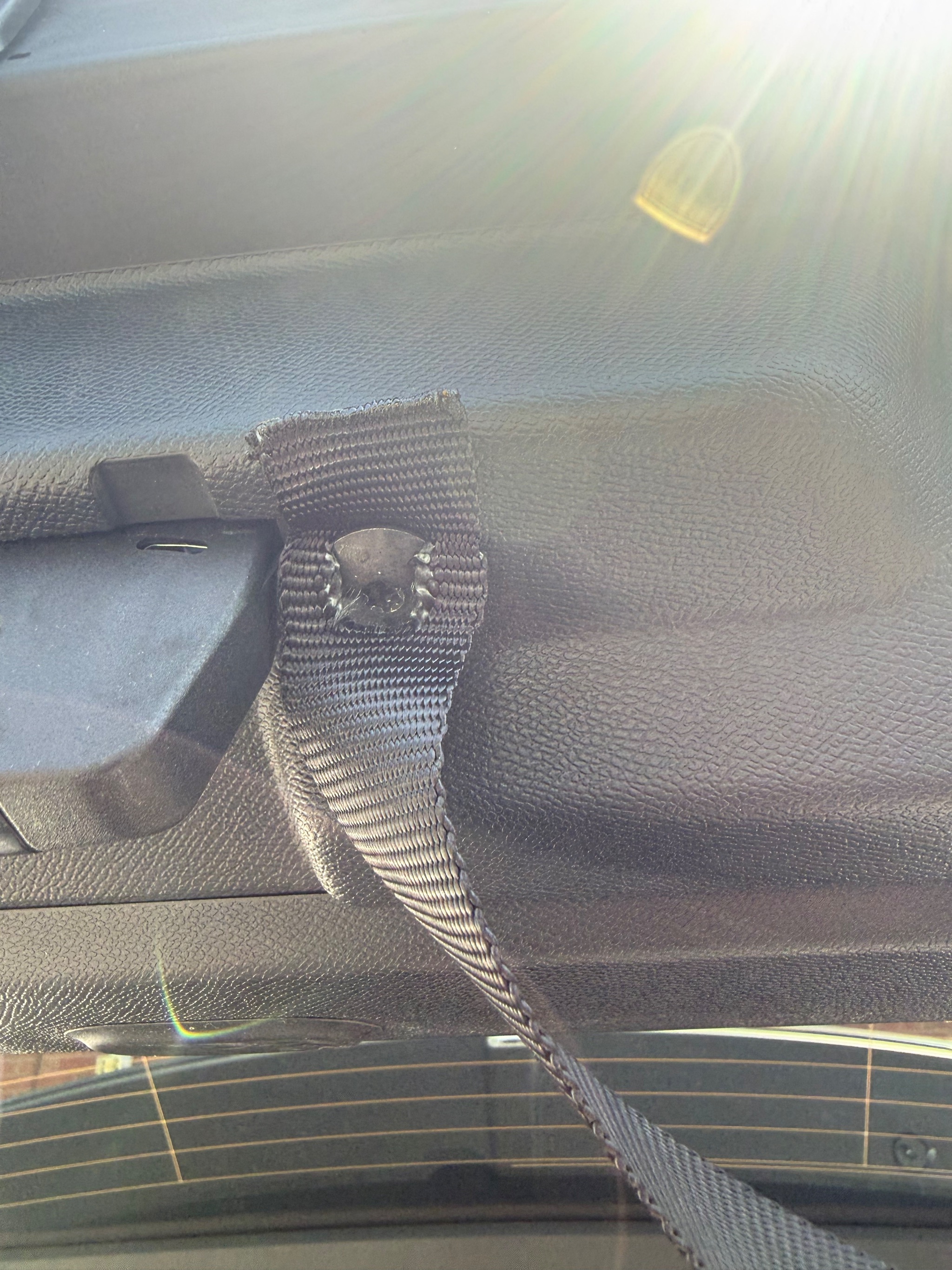 Steering ball and boot strap fitted to a Vauxhall Grandland