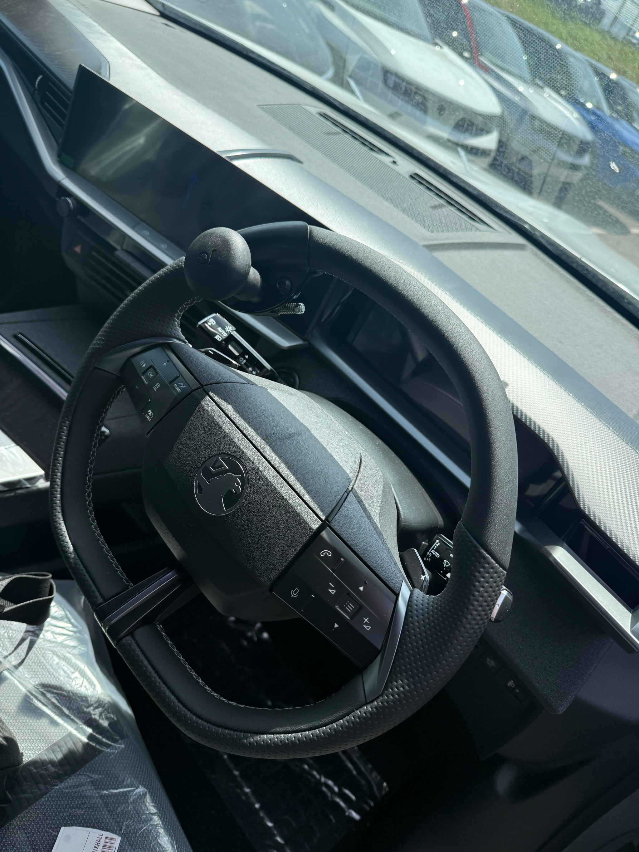 Steering ball and boot strap fitted to a Vauxhall Grandland