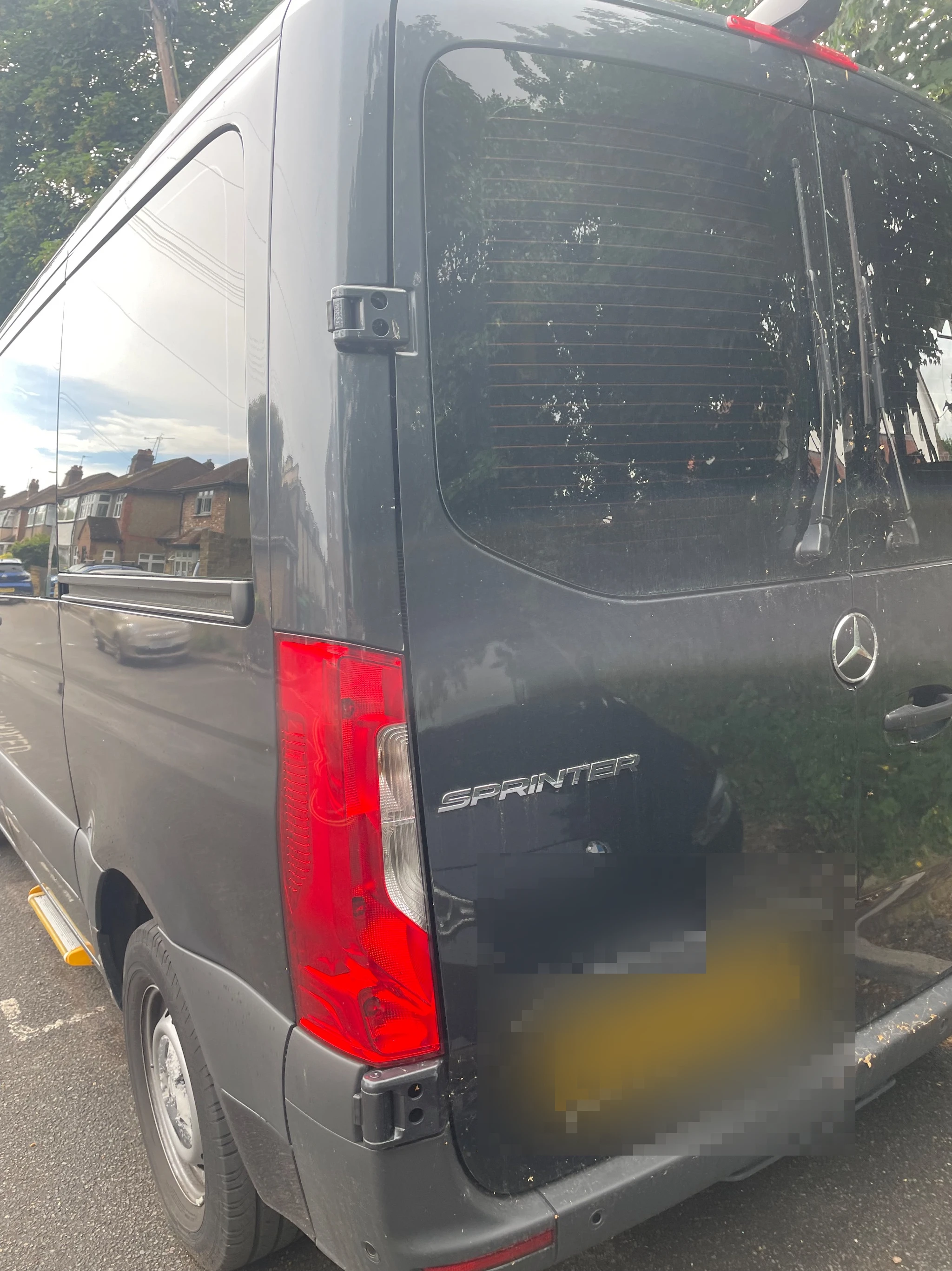 Replacement side step fitted at our Heathrow branch