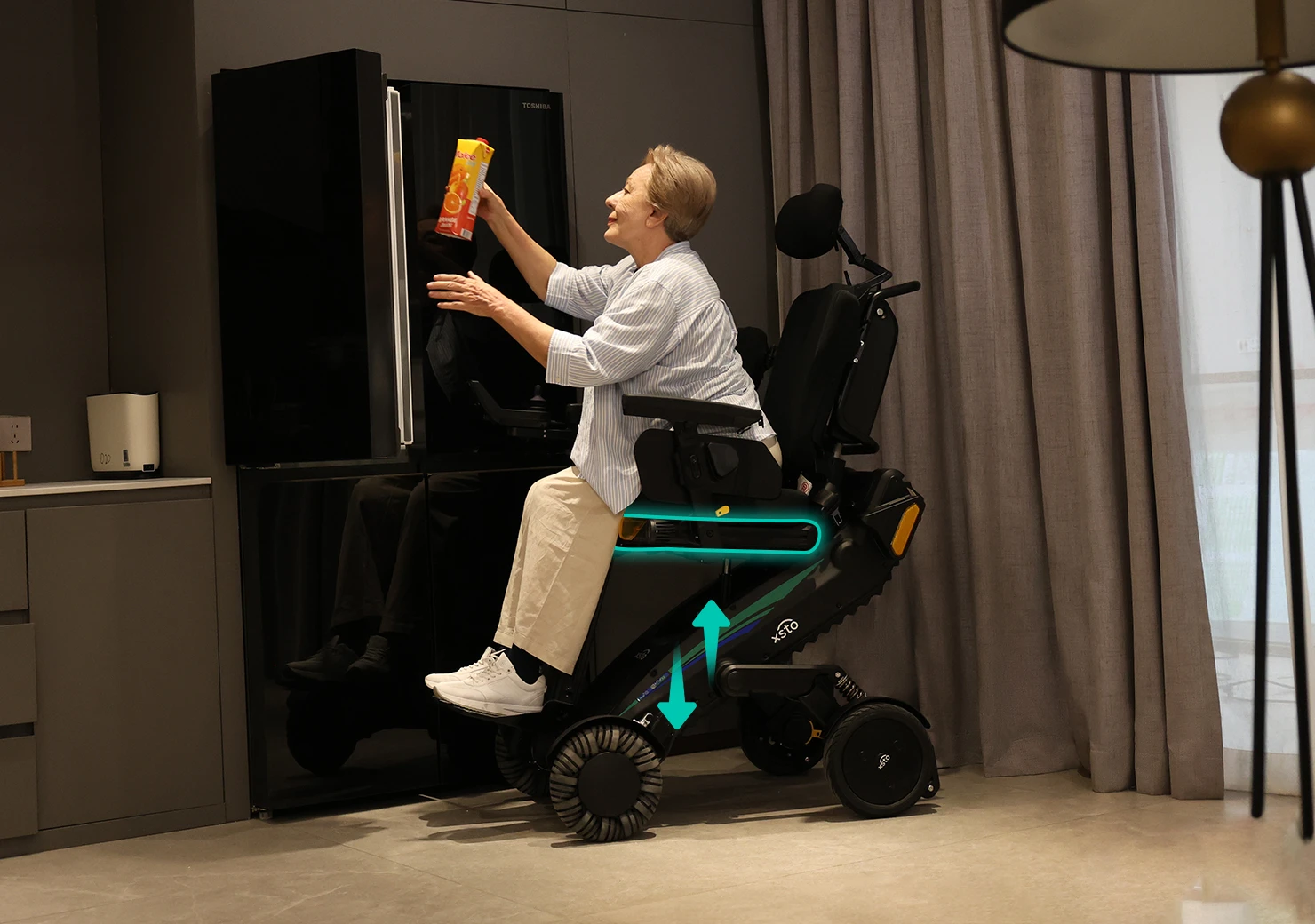 XSTO X12 Pro All-Terrain Mobility Robot mobility product 3