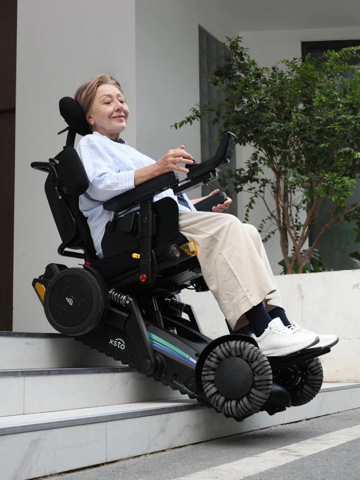 XSTO X12 Pro All-Terrain Mobility Robot mobility product 2