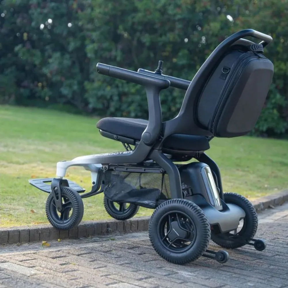 Robooter E80 Carbon mobility product 10